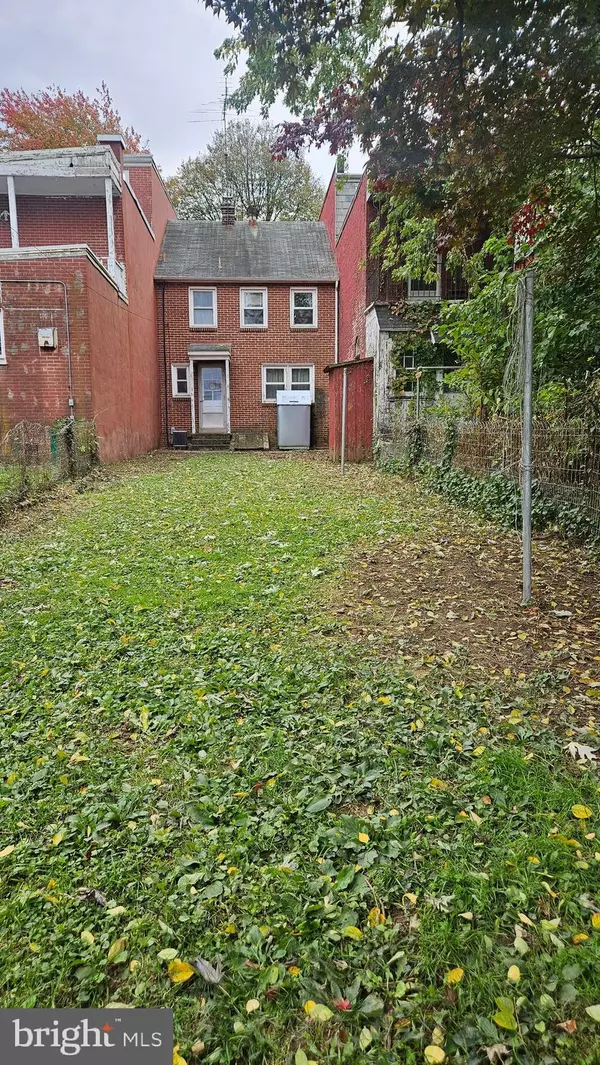 Lancaster, PA 17602,323 E CLAY ST