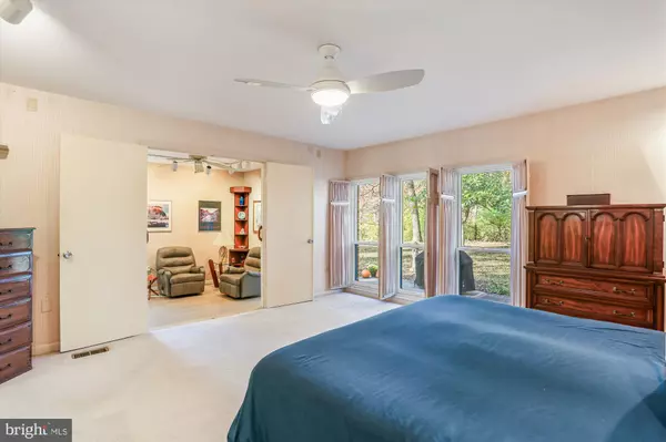 Kensington, MD 20895,5229 STRATHMORE AVE