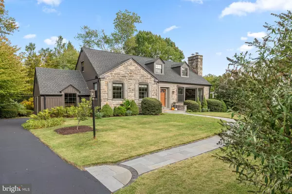 421 PARKVIEW DR,  Wynnewood,  PA 19096