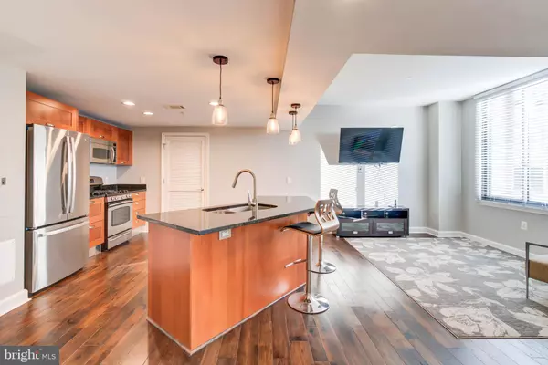 2451 MIDTOWN AVE #1327, Alexandria, VA 22303