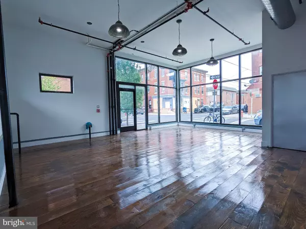 Philadelphia, PA 19145,1800 S 16TH ST