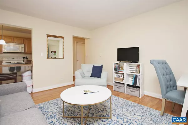 Charlottesville, VA 22903,1800 JEFFERSON PARK AVE #40
