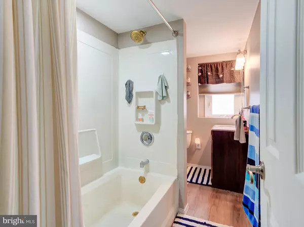 Philadelphia, PA 19137,2752-54 KIRKBRIDE ST