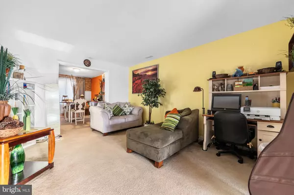 Philadelphia, PA 19142,7007 WHEELER ST