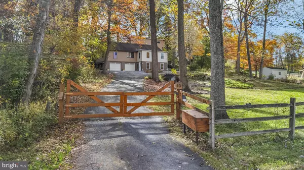 Elverson, PA 19520,10 WOODS RD