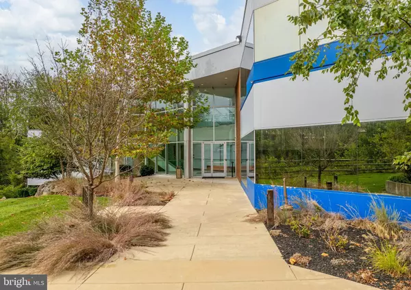 Malvern, PA 19355,10 VALLEY STREAM PKWY