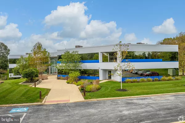 10 VALLEY STREAM PKWY, Malvern, PA 19355