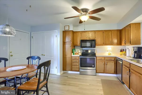 Harrisburg, PA 17111,1068 COUNTRY HILL DR