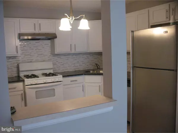 Hamilton, NJ 08619,14 VERSAILLES CT