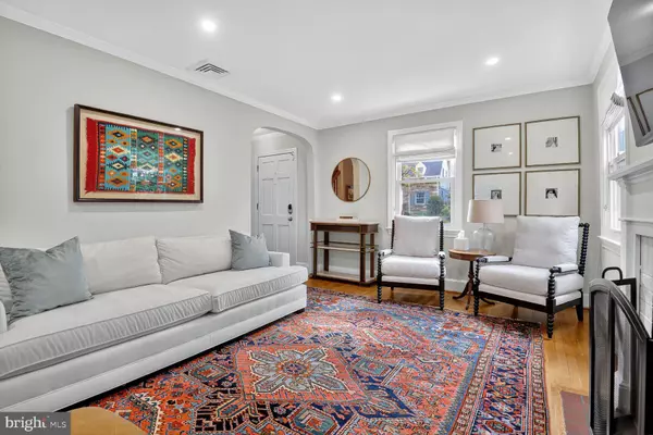 Arlington, VA 22202,1013 26TH ST S