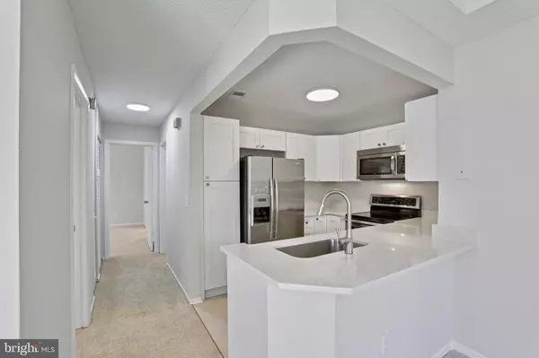 Reston, VA 20194,11737-B SUMMERCHASE CIR