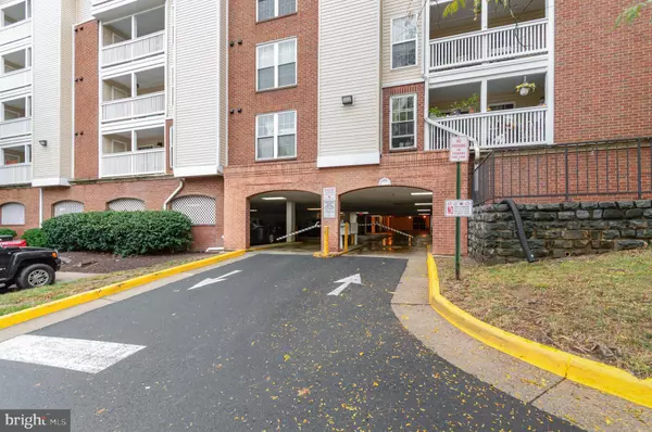 1504 LINCOLN WAY #108, Mclean, VA 22102