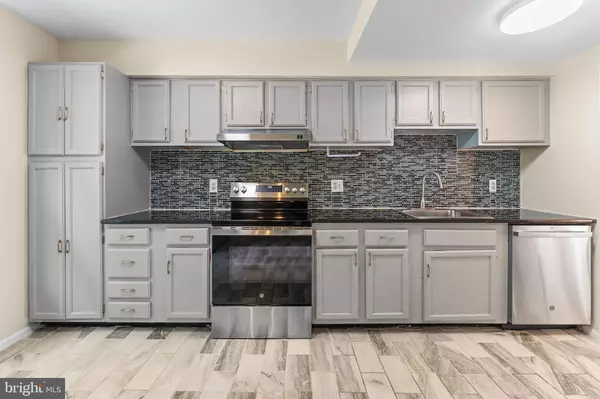 Springfield, VA 22152,6427 OLD SCOTTS CT