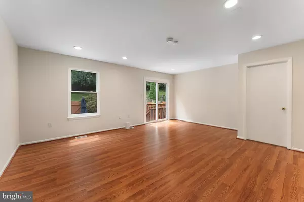 Springfield, VA 22152,6427 OLD SCOTTS CT