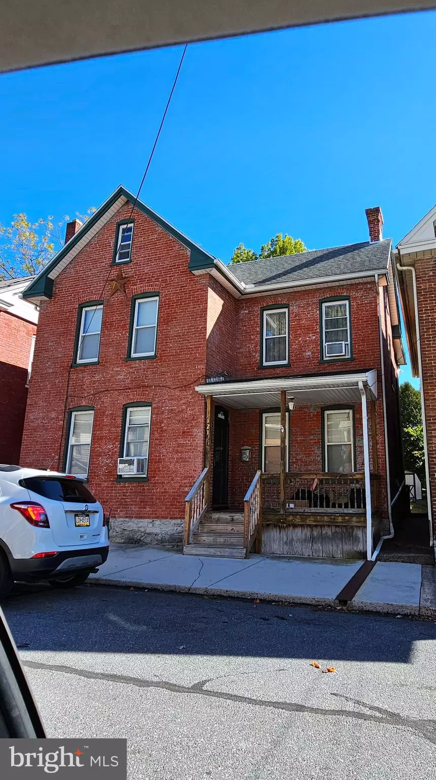 Waynesboro, PA 17268,121 HARRISON AVE