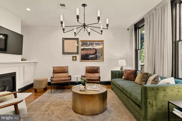 Washington, DC 20003,951 14TH ST SE