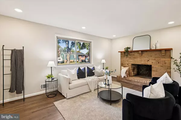 Pasadena, MD 21122,8259 SPRING KNOLL DR