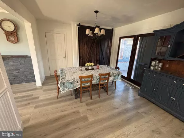 Blackwood, NJ 08012,40 WOODLANE DR