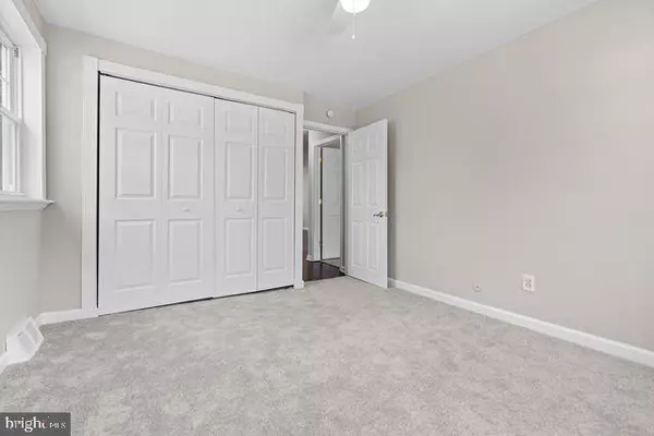 Philadelphia, PA 19128,5477 HOUGHTON PL #1