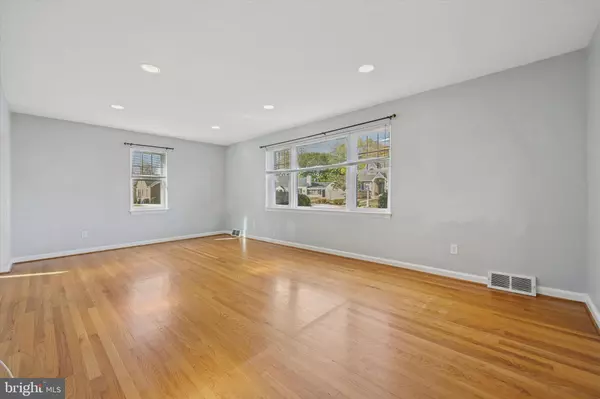 Conshohocken, PA 19428,1705 HARMON RD