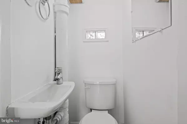 Philadelphia, PA 19148,1934 S WARNOCK ST