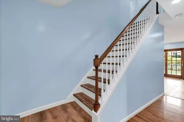 Ephrata, PA 17522,215 MASON DR