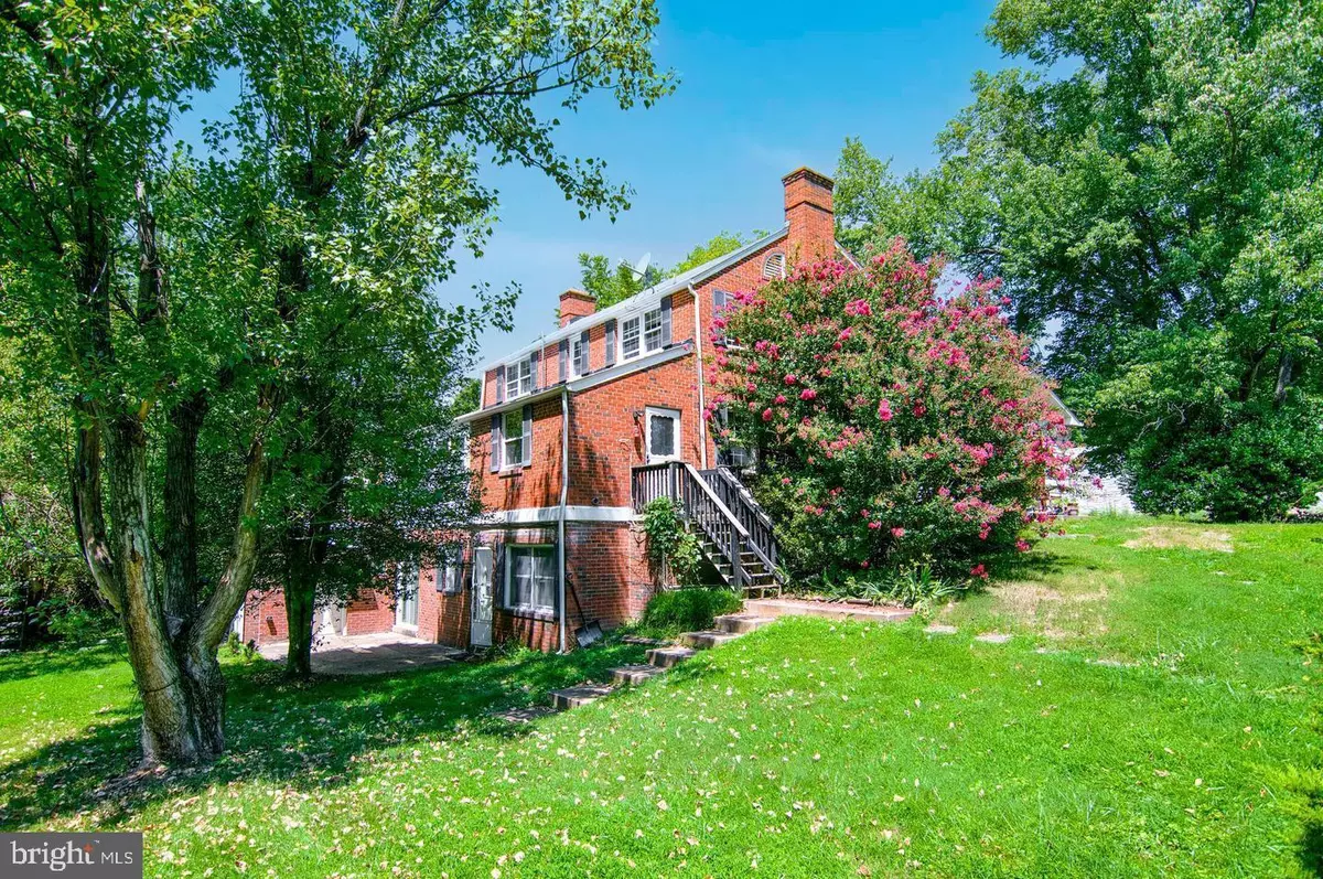 Vienna, VA 22182,1295 COLVIN FOREST DR