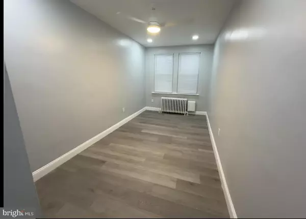 Philadelphia, PA 19111,6236 HASBROOK AVE #3RD FLOOR