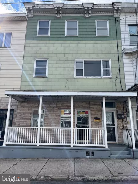 48 N 2ND ST, Saint Clair, PA 17970
