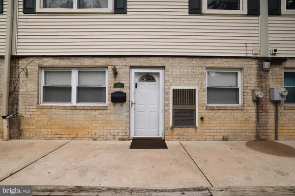 Philadelphia, PA 19116,611 EDISON AVE #C
