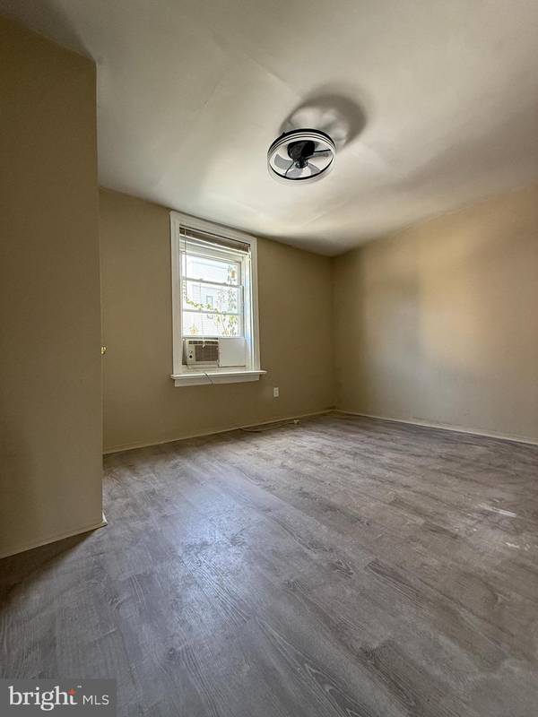 Philadelphia, PA 19122,1811 N REESE ST