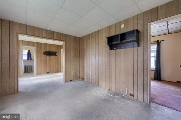 Columbia, PA 17512,907 WALNUT ST