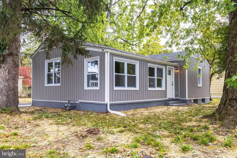 1236 S PENNSYLVANIA AVE, Morrisville, PA 19067