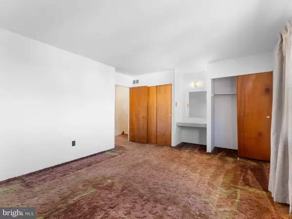 Philadelphia, PA 19154,10730 PHILCREST RD