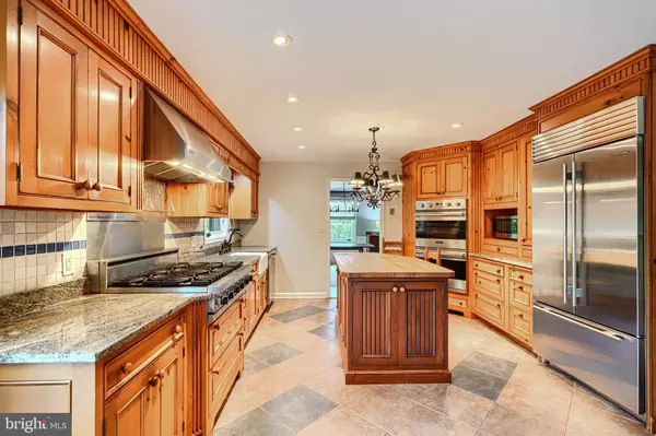 Lutherville Timonium, MD 21093,2117 POT SPRING RD