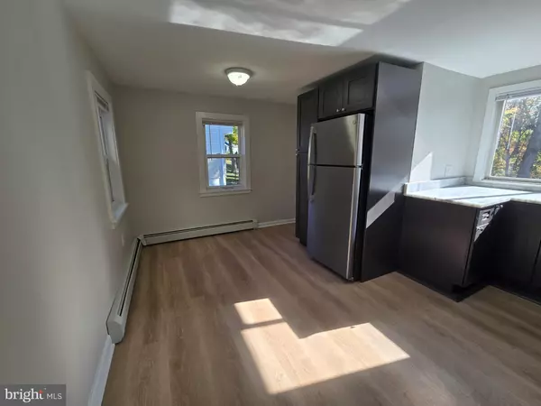 Media, PA 19063,286 OAK AVE