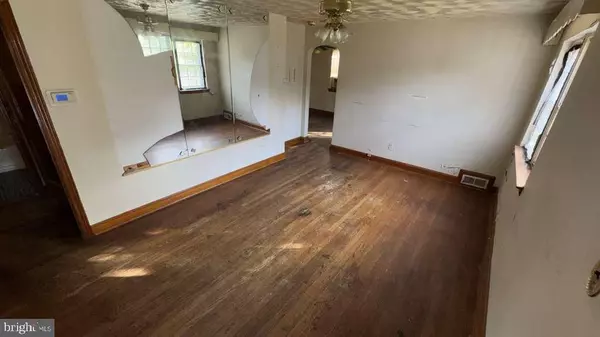 Hyattsville, MD 20783,6502 KNOLLBROOK DR