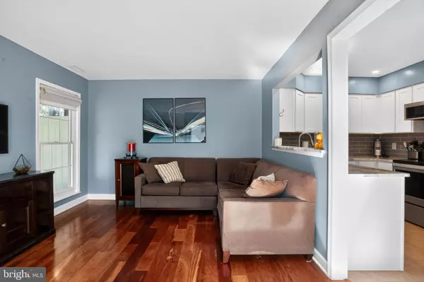 Horsham, PA 19044,8 BARREL STAVE CIR