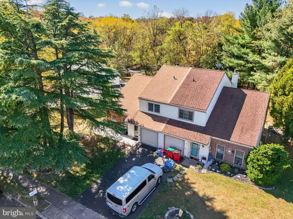 Horsham, PA 19044,8 BARREL STAVE CIR