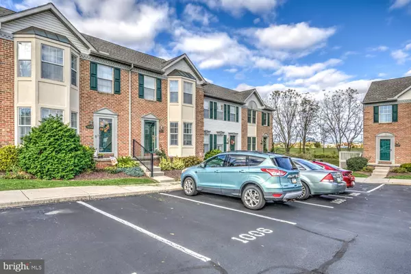 Lancaster, PA 17601,1006 COBBLESTONE LN