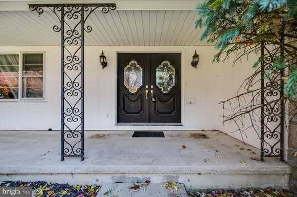 Wyomissing, PA 19610,1202 OLD MILL