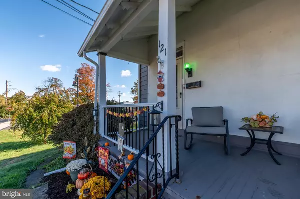 Telford, PA 18969,119-121 E BROAD ST