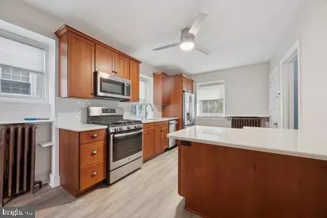 Upper Darby, PA 19082,7011 HAZEL AVE