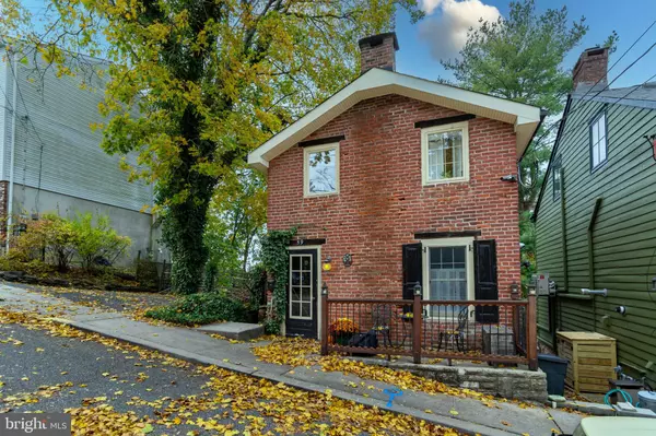 Lambertville, NJ 08530,59 S FRANKLIN ST