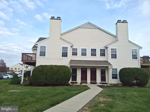 12 WAGON WHEEL RD #12, Quakertown, PA 18951