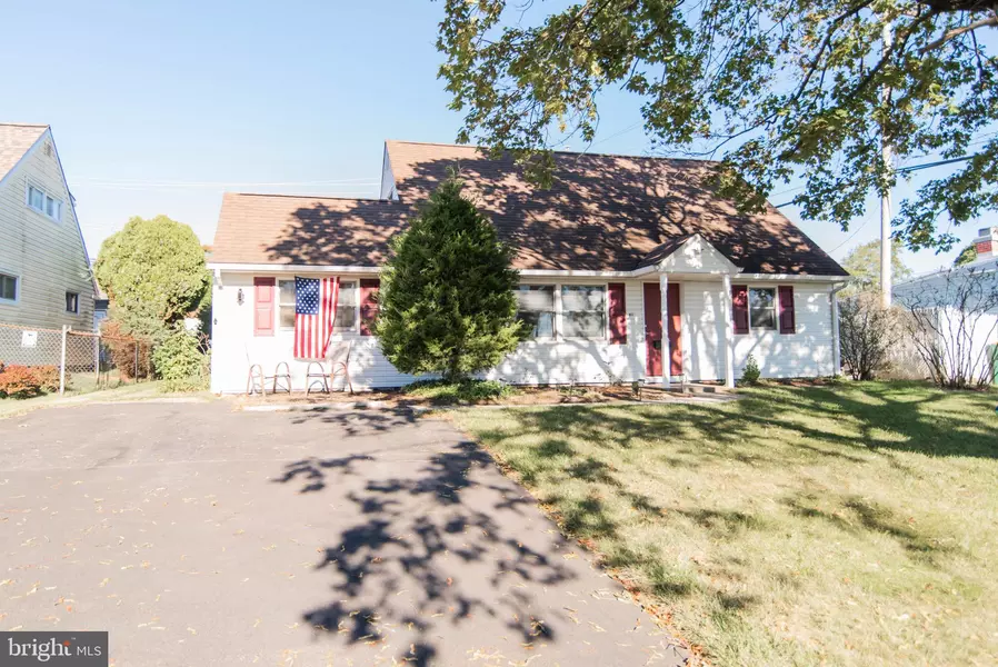 41 VALENTINE LN, Levittown, PA 19054