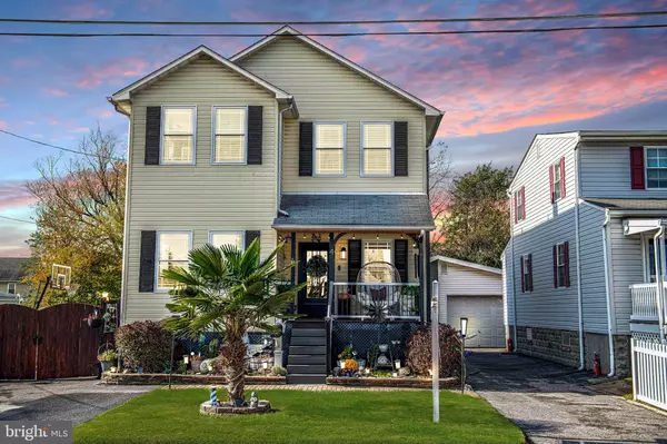 4 MIDWAY AVE, Baltimore, MD 21222