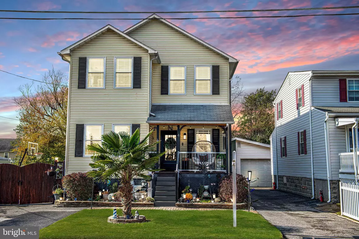 Baltimore, MD 21222,4 MIDWAY AVE