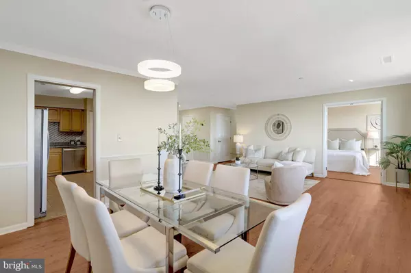 Falls Church, VA 22041,5501 SEMINARY RD #2606S