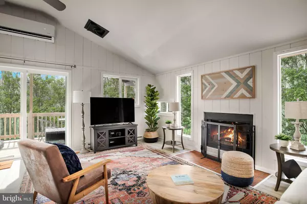 Hedgesville, WV 25427,142 RAVENSFOOT TRL